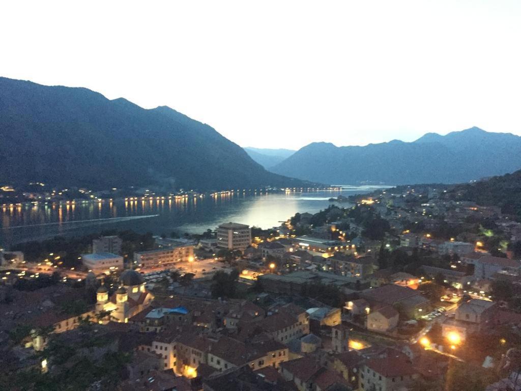 Studio Jeff 1 Appartement Kotor Buitenkant foto